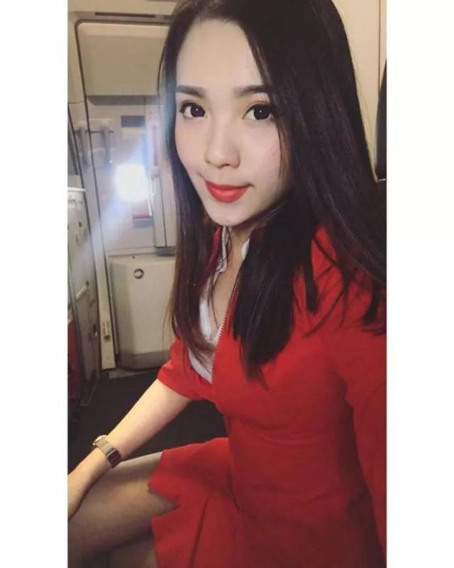 雨伞下的秘密 166网主播